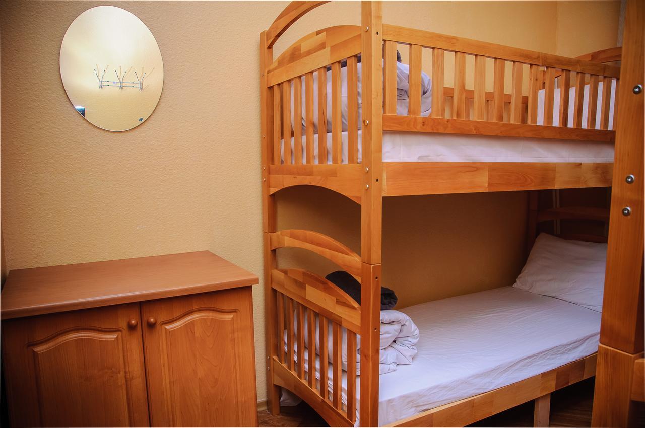 Golden Globus Hostel Киев Экстерьер фото