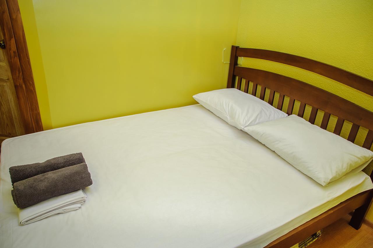 Golden Globus Hostel Киев Экстерьер фото